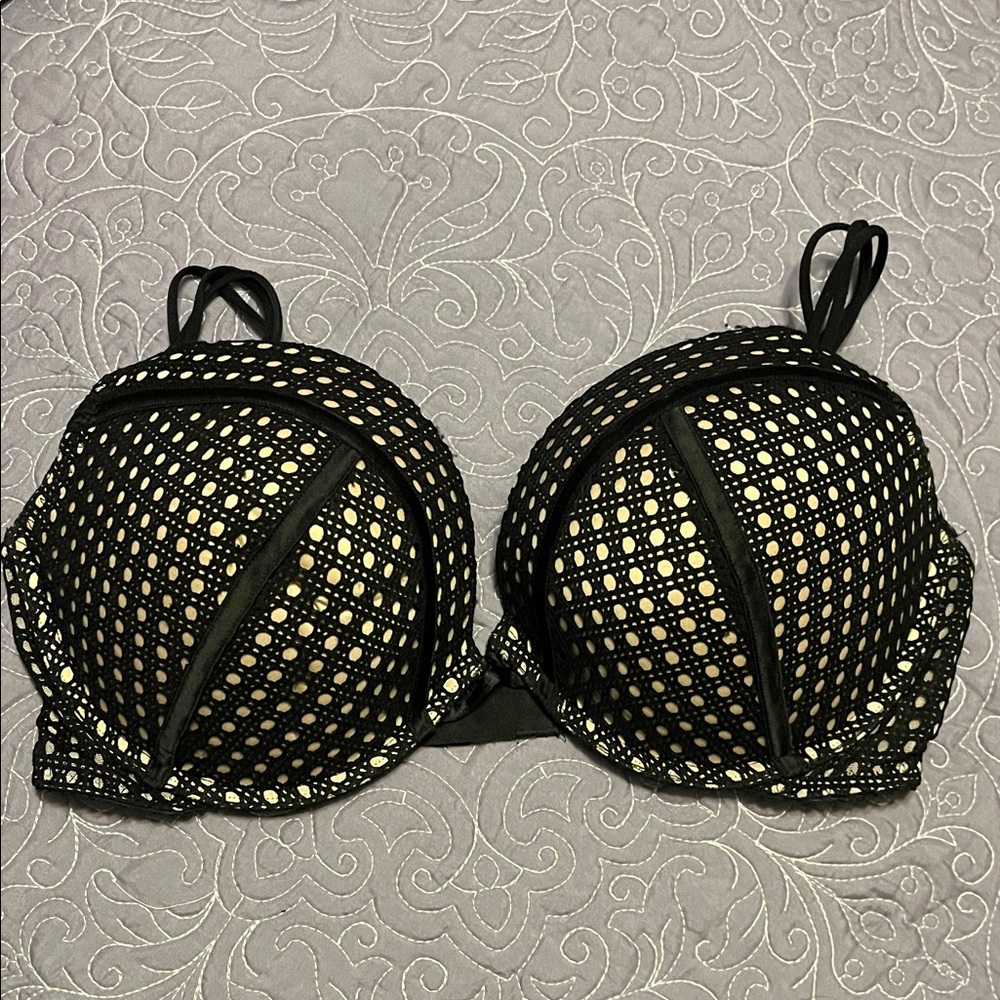 Victoria's Secret Black and Cream Bra